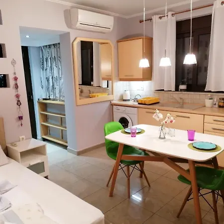公寓 1-sea View Studio For 2 In The Centre!